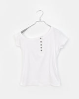 Azピグメントウォッシングアンバランスワンオフショルダーボタン半袖Tシャツ