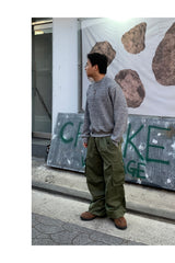 Line Button Knit