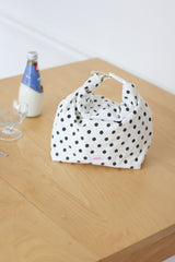cozy lunch bag - white dot