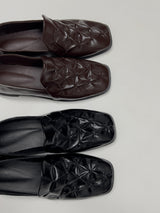 Shirring Enamel Square Toe Loafers