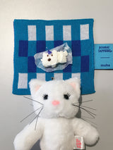 ホワイトキャットキャロルキーホルダー