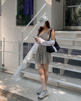 Near strap cardigan