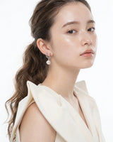 Horse Shoe and Pearl Piercing (Medium) - Silver Color