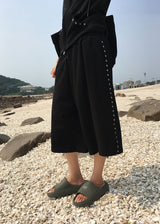 EYELET LINE BERMUDA PANTS
