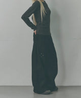 サイド ピンタック リベット ワイド デニム パンツ [Washed Black]