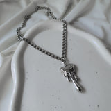 [NMIXX Bae Necklace] メルティングハートサージカルチェーンネックレス