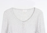 ベラボタンTシャツ