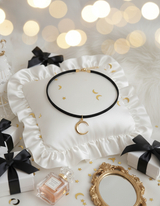  Crescent Moon Choker - Gold Color (Penthouse3 Hanjihyun, LOONA Yves Choker)