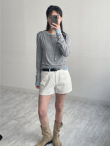 ボートネックボタンルーズフィットTシャツ