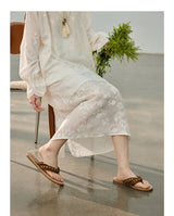 Lace embroidered slit straight skirt