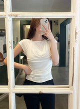 ソエルホルターネックレイヤードキャップスリーブTシャツ