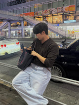 Solt curved denim pants