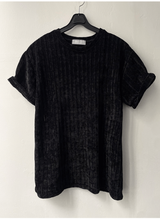 ベロアラウンド半袖Tシャツ