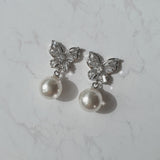バタフライアンドパールピアス - Silver Color