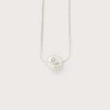 Irregular Polkadots Necklace, white