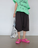 Eye lettering off-shoulder boxy short-sleeved T-shirt
