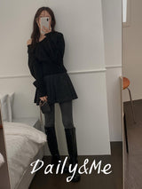 V-neck shoulder knitwear