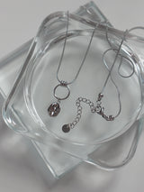 object ring point necklace