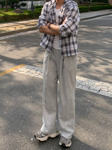 One-tuck wide pants