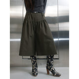 V-YOKE GATHERED PANTS