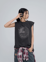 ホエールピッグオーバーカッティングスリーブレス