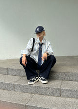  Curved stitch denim pants