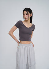 [U-BASIC] ソフトコットンVネッククロップドTシャツ
