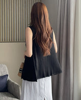 Loel Cut Line Pleated Cap Sleeve Blouse