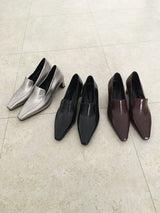 Stiletto middle pumps