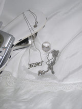 It doesn’t matter necklace