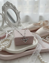 [チョ・ユリ, チュウ Necklace] エンジェリックハートロックレイヤードネックレス - Silver Color