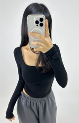 (WITH VOLUME PADS/BASIC ITEM/COMFORT & STRETCH GUARANTEED❤) 3 COLORS BASIC STRETCH SEMI-CROPPED U-NECK T-SHIRT