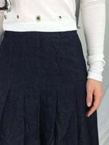 Eyelet Cropped Punching T