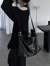 two-eyelet square shoulder bag