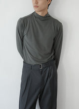 drape mock neck tee