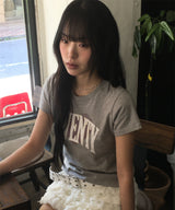 Untitled クラックハートアップリケクロップショートスリーブ グレー