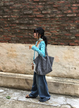 Chisa vintage flower pigment tote bag