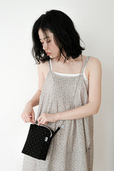 クロス ポーチ (black pin dot)