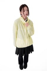  AIRY HOODED WINDBREAKER