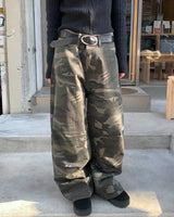 (Unisex) Camo pintuck pants
