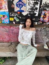 アイテムスパンオフショルダーロングスリーブtシャツ