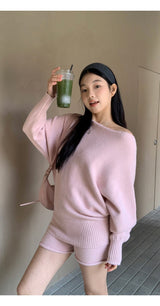 ベビーピンクニットウェアファントーナメント