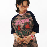 ストロベリーオーバーフィットラグランTシャツ