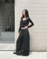 ライルオフホワイトUネックTシャツ