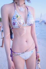 夏の女の子ビキニ
