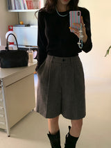 [MADE] Fidic Wool Herringbone Bermuda Pants