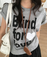 ブラインドレタリングプリントラウンドネックベーシックショートスリーブTシャツ 3 カラーズ