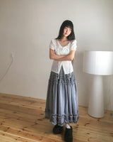 Fle strap punching puff blouse