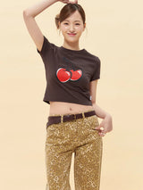 SIGNATURE BIG CHERRY CROP T-SHIRT - DARK BROWN