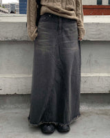 Long cutting denim skirt